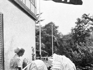Affiche de Immensee ; Infirmières du Lebensborn ; Hôtel Adlon ; Salon de Kitty Schmidt ©wikipedia
