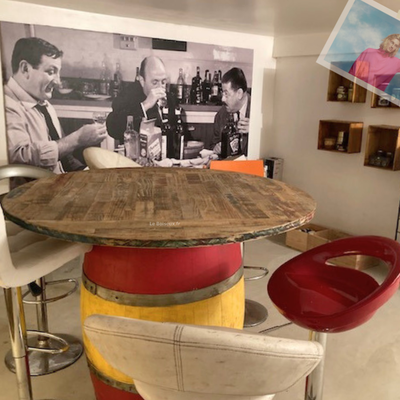 Vidéos : « J’ai une théorie sur la drogue… » — Paul Mirabel accompagne la fabrication d’un plateau de table en bois recyclé