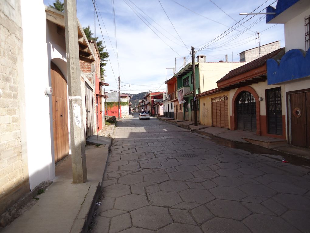 la boutique des copains, l hotel et museo Na Bolom des indiens Lacandon et centro/museo de medecine Maya