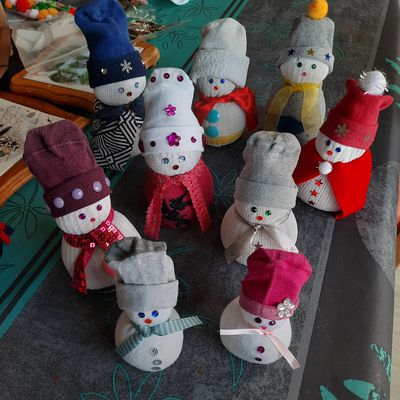 Bonhommes de neige "chaussette" pour le marché de Noël