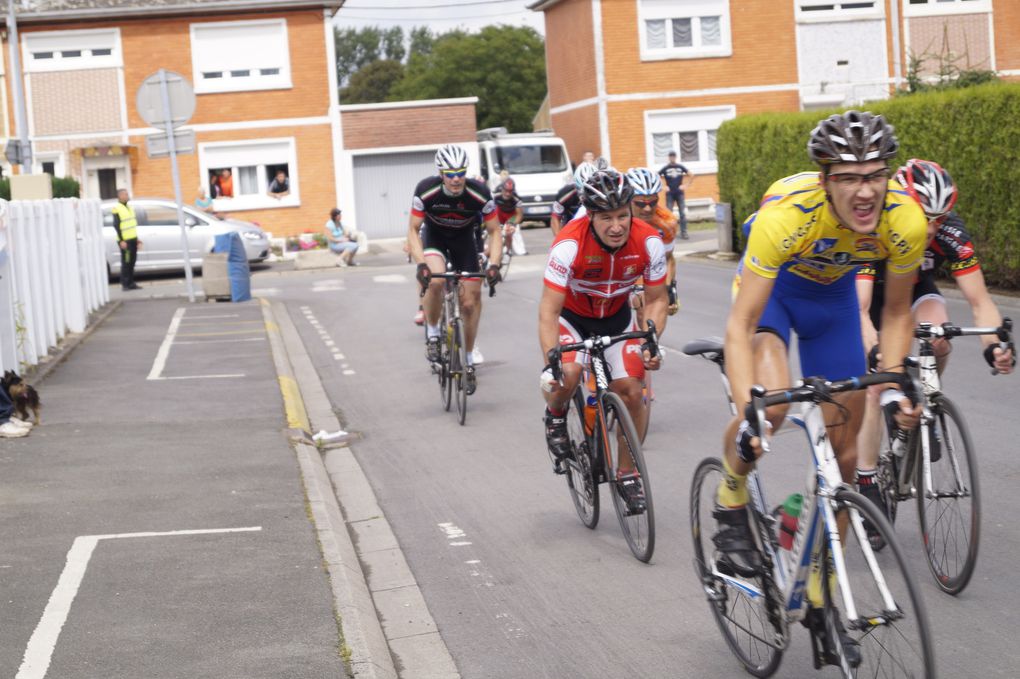 UN JOLI  VAINQUEUR   BRYAN du panache