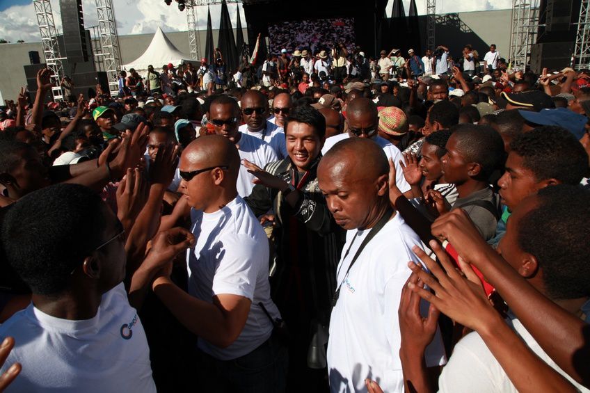 Dans le cadre du IIè anniversaire de la IVèRépublique, le couple présidentiel, Andry et Mialy Rajoelina, a inauguré le «Coliseum de Madagascar» sis à Antsonjombe. 3è partie. Photos: Harilala Randrianarison