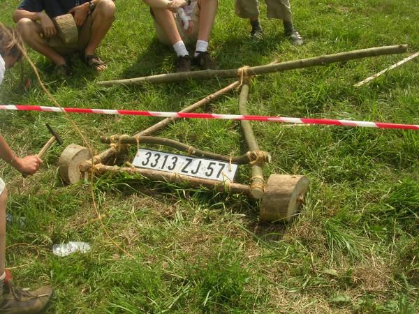 voici les photos officielles du camp de la troupe st jean en lorraine<br/>