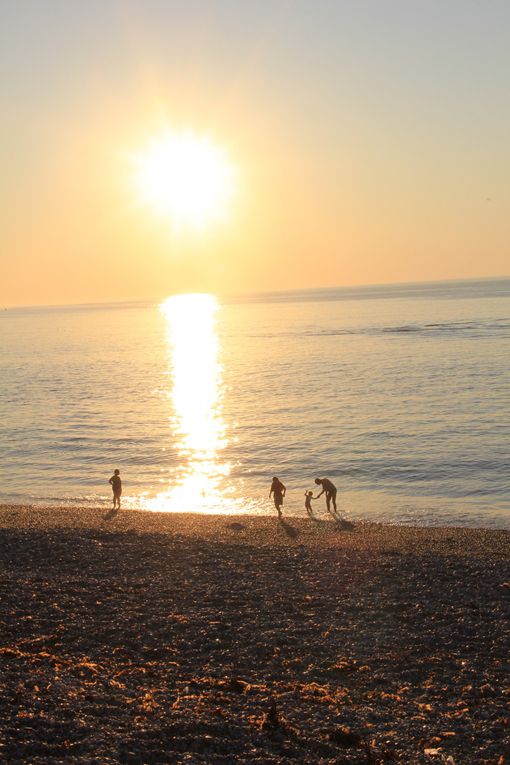 Des photos de Fécamp, certaines non retouchées ou très peu, d'autre en HDR. Je vous laisse découvrir...