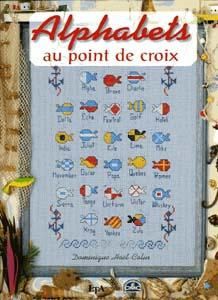 Alphabets au point de croix