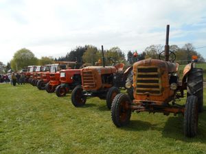 La fête des vieilles mécaniques à St Saturnin