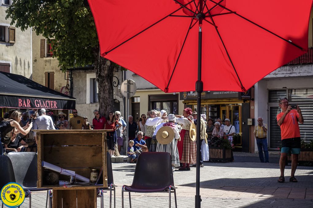 Saint André les Alpes  : Journée provençale sous le soleil 