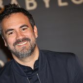 C8 : Évelyne Thomas et Alex Goude rejoignent " Touche pas à mon poste "