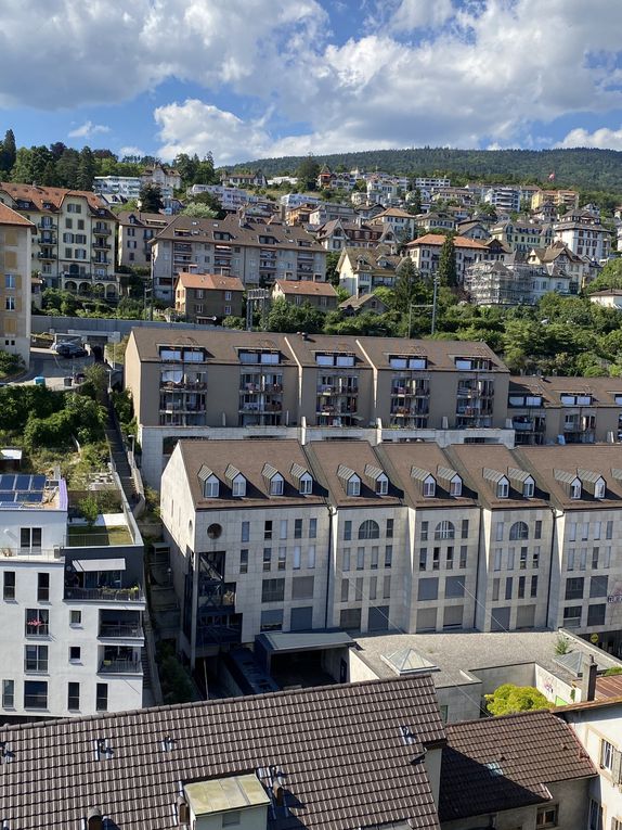 Ballade autour de la collégiale et du château à Neuchâtel