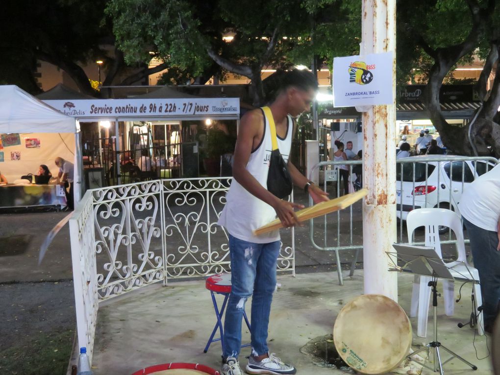 ANIMATION au MARCHE DE NUIT à ST DENIS le SAMEDI 8 MARS 2020