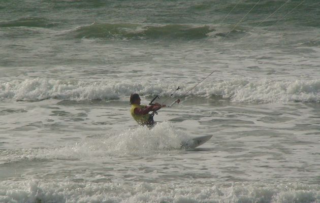 1er championnat de Surfkite validé