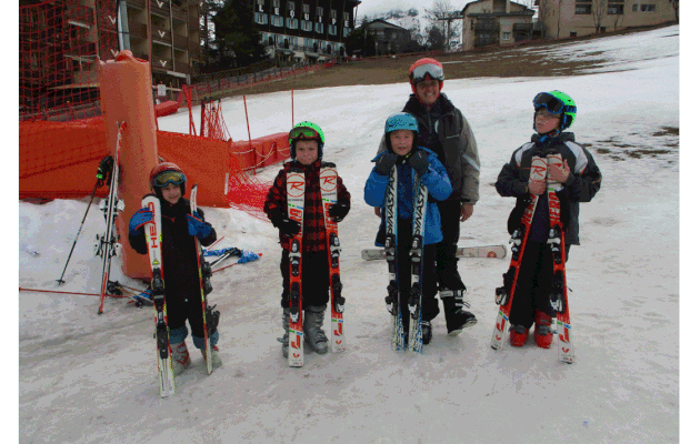 LUNDI 10 FEVRIER , TOUS SUR LES PISTES