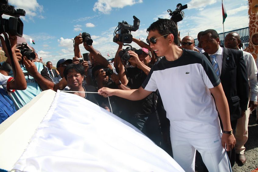 Inauguration du Kianja (Stade) Makis de Madagascar, à Andohatapenaka, par le Président Andry Rajoelina. 1ère partie. Photos: Harilala Randrianarison