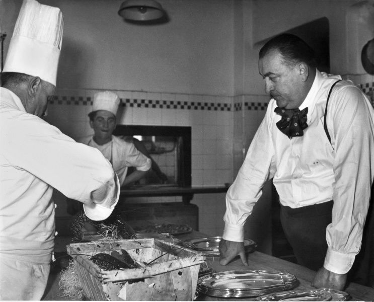 Parution dans le magazine étoile du guide Michelin avec Jean-françois Mespléde sur une recette mythique à la pyramide de Vienne dans l'Isère, temple de gourmandise et "conservatoire" où les meilleurs chefs des sixties et seventies sont venus fa