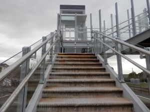 Passerelle voyageurs à Vire. Cliquez sur la photo pour agrandir.