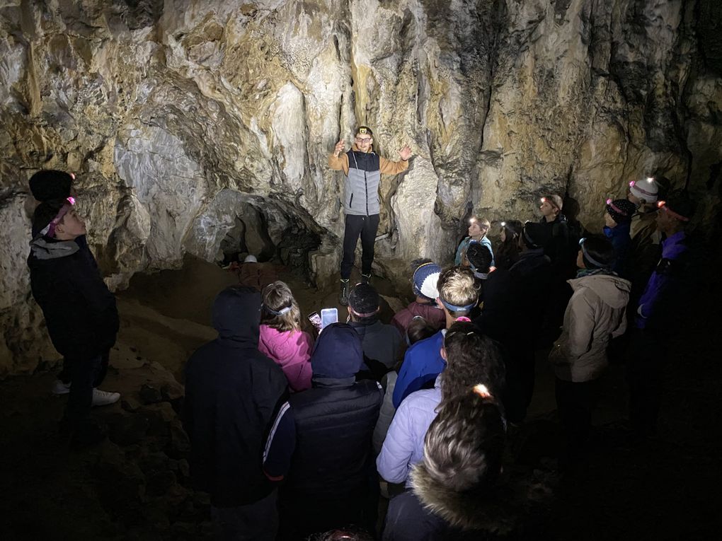 SL23 RSC Stanišovská Cave- treasures of the Earth