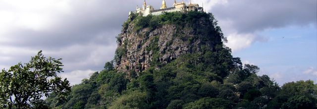 Neck, pouvoir et religions - 2 - le mont Popa.