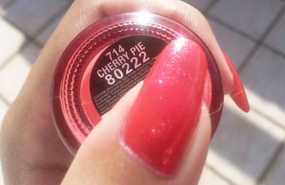 Swatch China Glaze - Cherry Pie