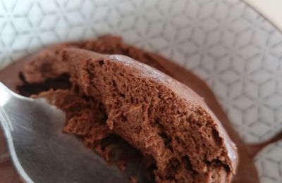 Mousse chocolat-beurre de cacahuètes