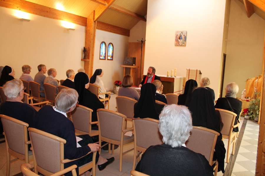 Les religieuses du doyenné Enghien-Montmorency se sont rencontrées chez les Sœurs Servîtes de Marie à Groslay pour un temps d'échange et d'amitié.