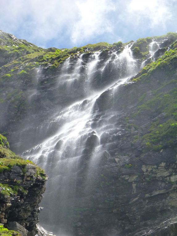 Pèlerinage sikh de Hem Kund, au départ de Govind Ghat