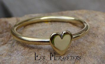 Bague Médiévale avec un coeur.