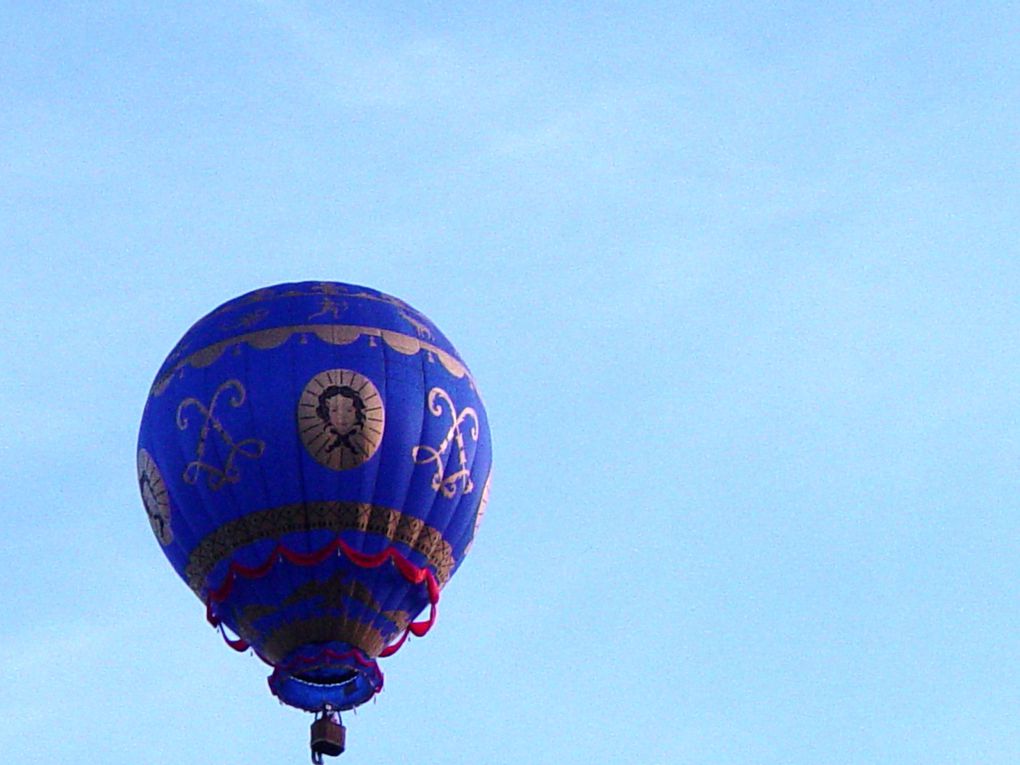 La 11ème édition du MONDIAL AIR BALLONS (montgolfières) s'et déroulée sur Chambley Air Base (Meurthe et Moselle) du vendredi 24 juillet au dimanche 2 août 2009. Cette manifestation, créée en 1989 à l'occasion du Bicentenaire de la Révolutio