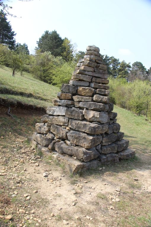 Sentier géologique du Bastberg au printemps