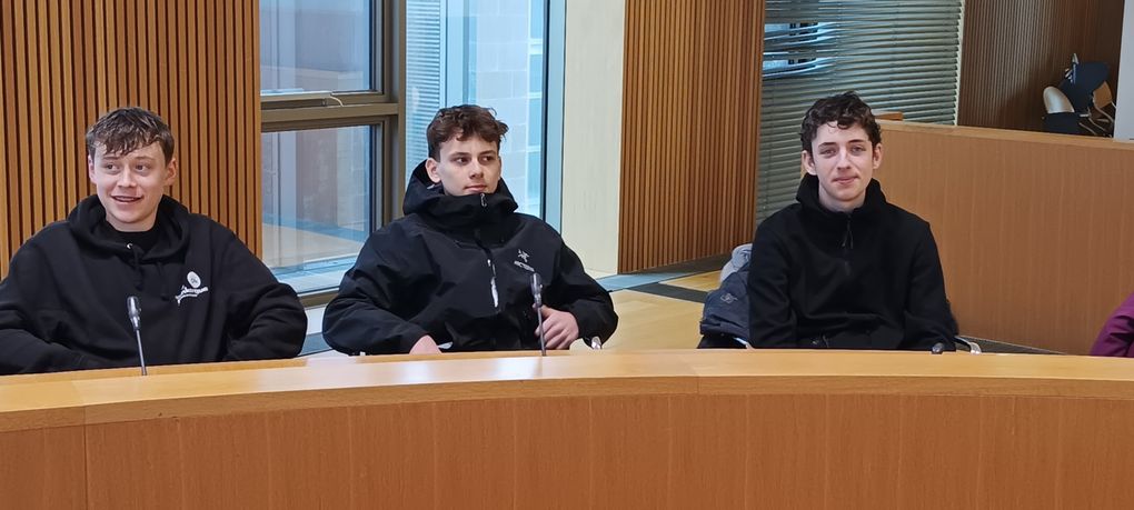 IR24 CC - Wexford : Council Chamber lunch