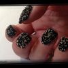 nail art de la semaine "Caviar chic"