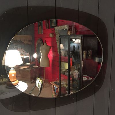 Miroir vintage sur fond verre teinté 