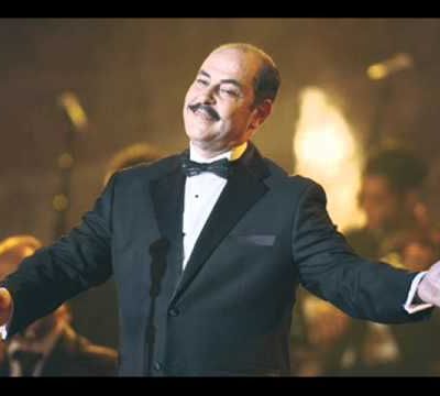 Lotfi Bouchnak interprétant son entraînant "Enti Chamsi"