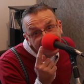 Depuis 20 ans Augustin le clown déambule dans le 04