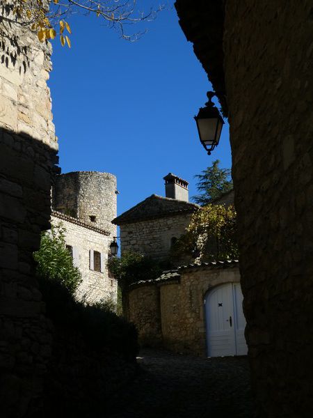 La Roque sur Cèze 30 le 19-11-2023. Animateur Gilbert D.