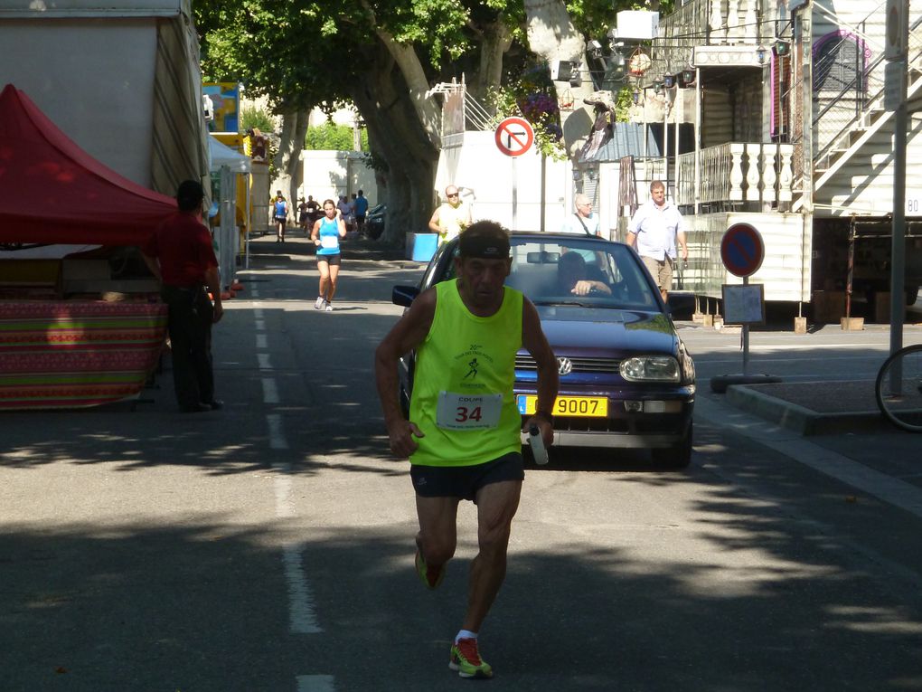 Album - 10km-courthezon-2013