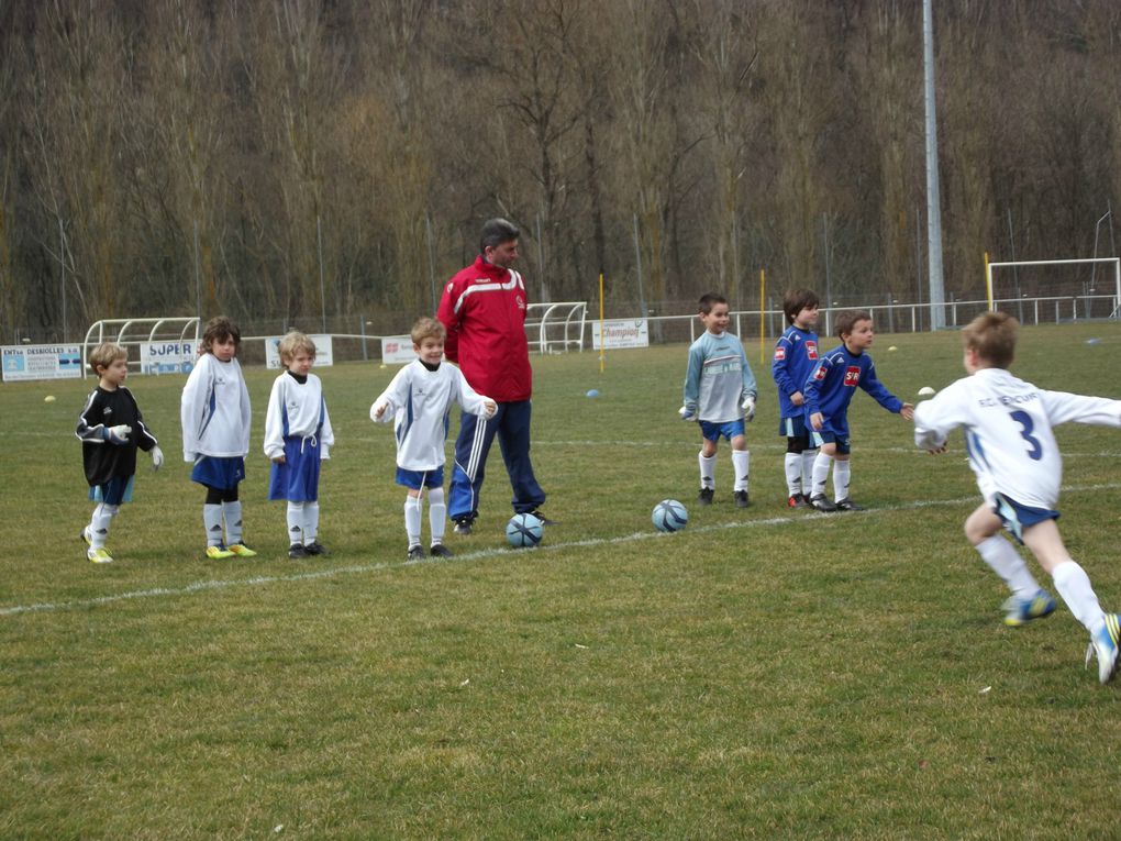 Esteban au FC Mercury (Foot) en U7 saison 2012/2013.
Total de 7 buts sur la saison !