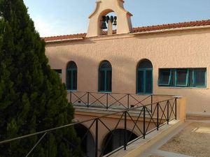 Le monastère Iraklieo-Athènes de la Sainte Trinité et de la Mère de Dieu