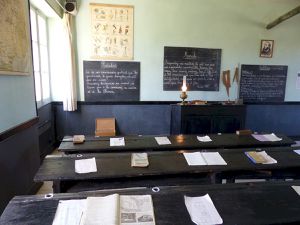 La maison école du Grand Meaulnes à Epineuil le Fleuriel