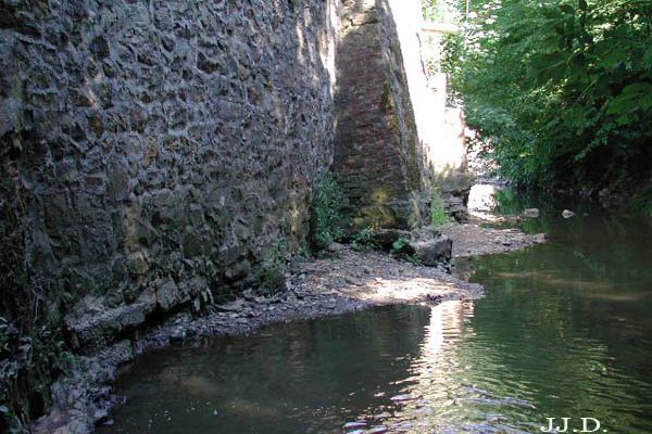 Au bord de l'eau