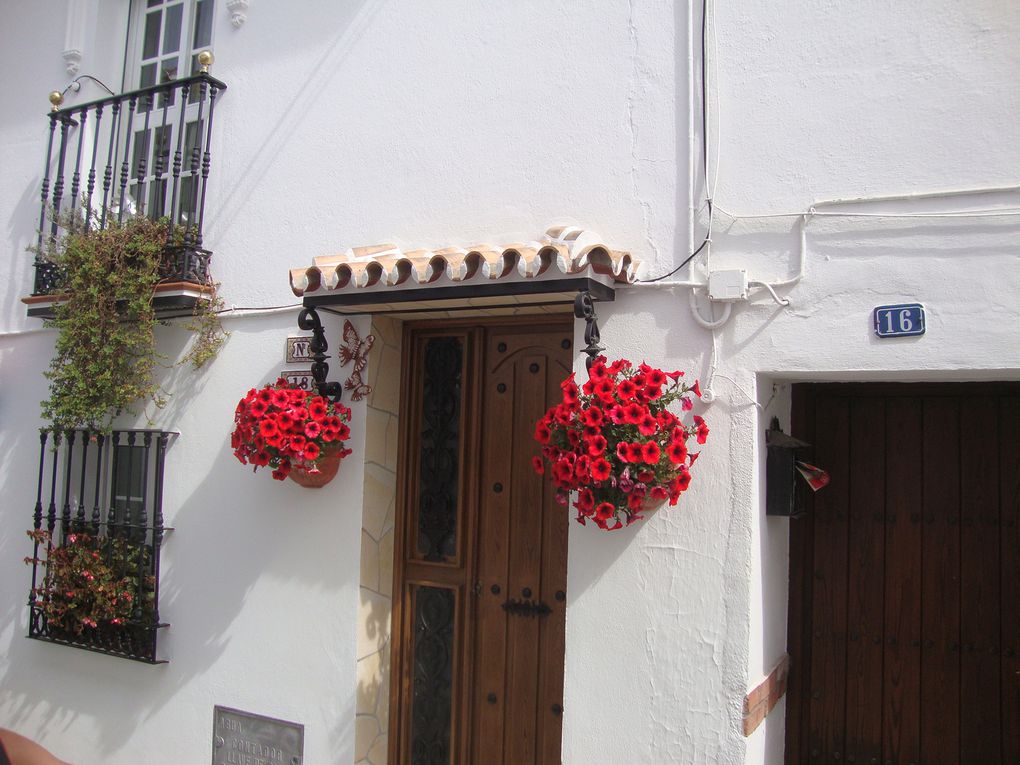 MIJAS et ses ruelles fleuries.