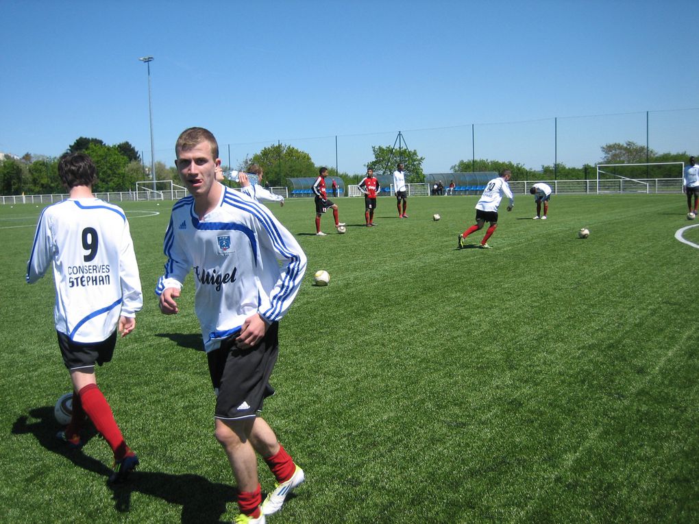 Dernier match de la saison 2011-2012 à Saint Brieuc.
Résultat 2-3 (gagné).
Le 13 mai 2012.