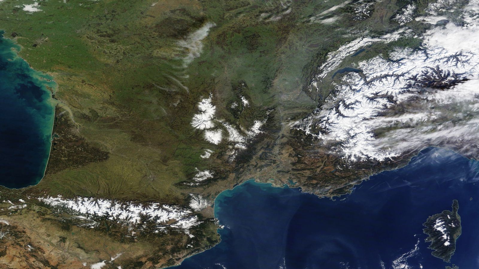 Neige - Pyrénées - Massif central - Alpes - Noël - Vacances de février - Satellites d'observation - MODIS - Terra - Aqua - Earth observation - Snow