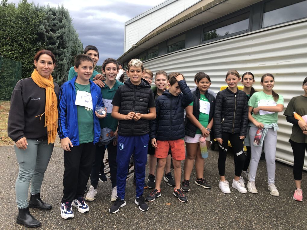 20.10.23 - CROSS SOLIDAIRE DU COLLÈGE : &quot;Nous avons déjoué la météo pour offrir à Angèle ce cadeau!&quot;