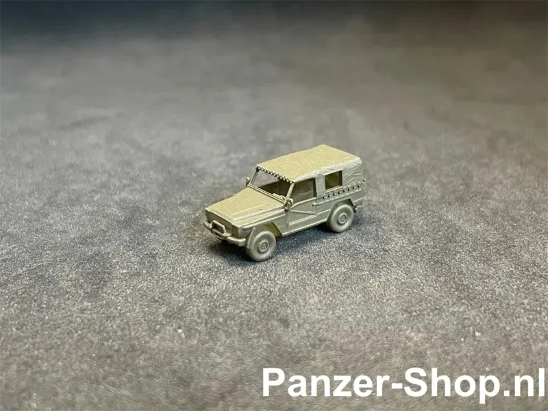 ​  L'AMX 13 VTT au pays de &quot;liliput&quot;  (1/160 - par Vincent G. &quot;Kakikar&quot;) ​