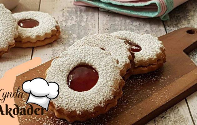 Les sablès aux amandes parfumès a la canelle , Linzer cookies