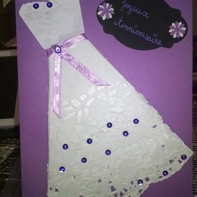 Carte Robe dentelle