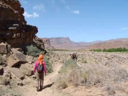 Mi fevrier 2008, nous partirons pour plusieurs mois, sur les routes et pistes du Magreb. 1ere etape au Maroc avec Rouxy et Elsa. Lili nous rejoindra 2 fois durant ces vacances d'hiver et de printemps.