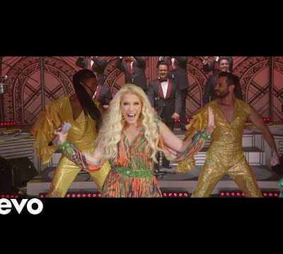 La Sonora Santanera, Yuri - La Vida Es un Carnaval (Et son excellente chorégraphie)