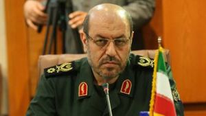 Le ministre iranien de la défense Hossein Dehqân