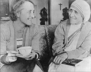 Elisabeth Kubler Ross con Madre Teresa di Calcutta